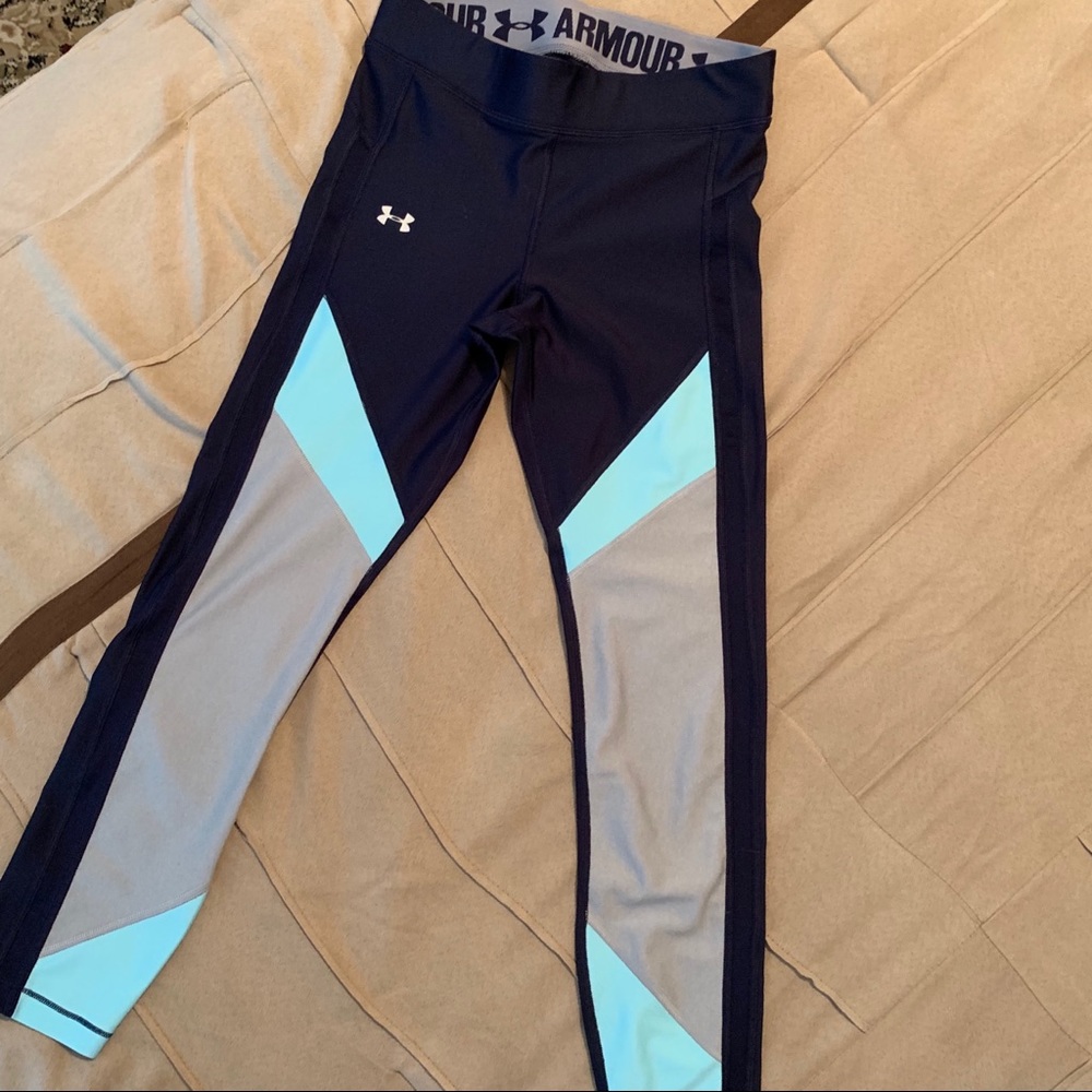 Under Armour⚡️Women's HeatGear Ankle Crop Pants